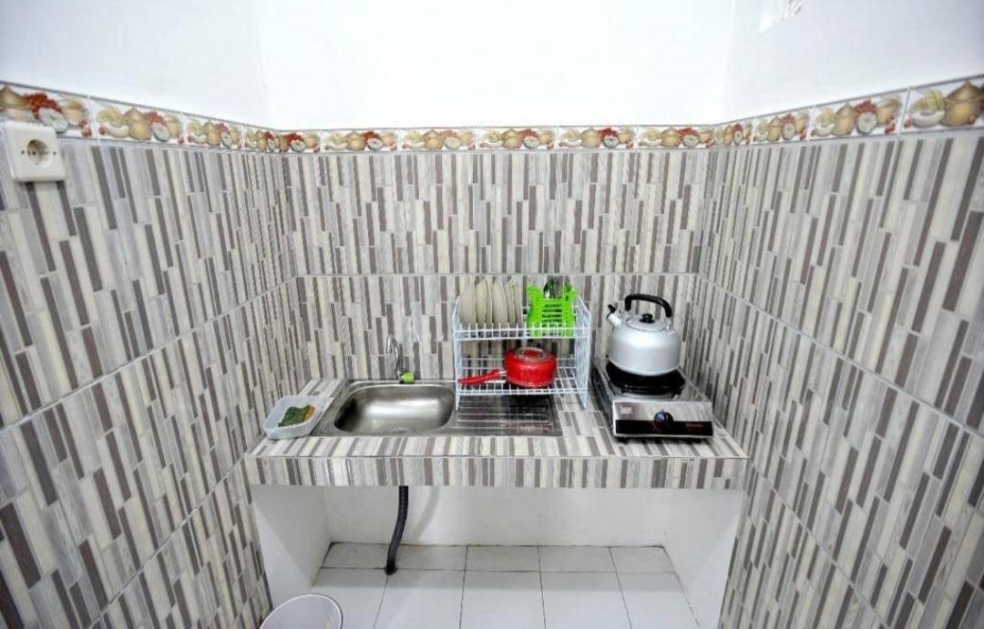 Adaro Homestay Ngabean Exterior photo